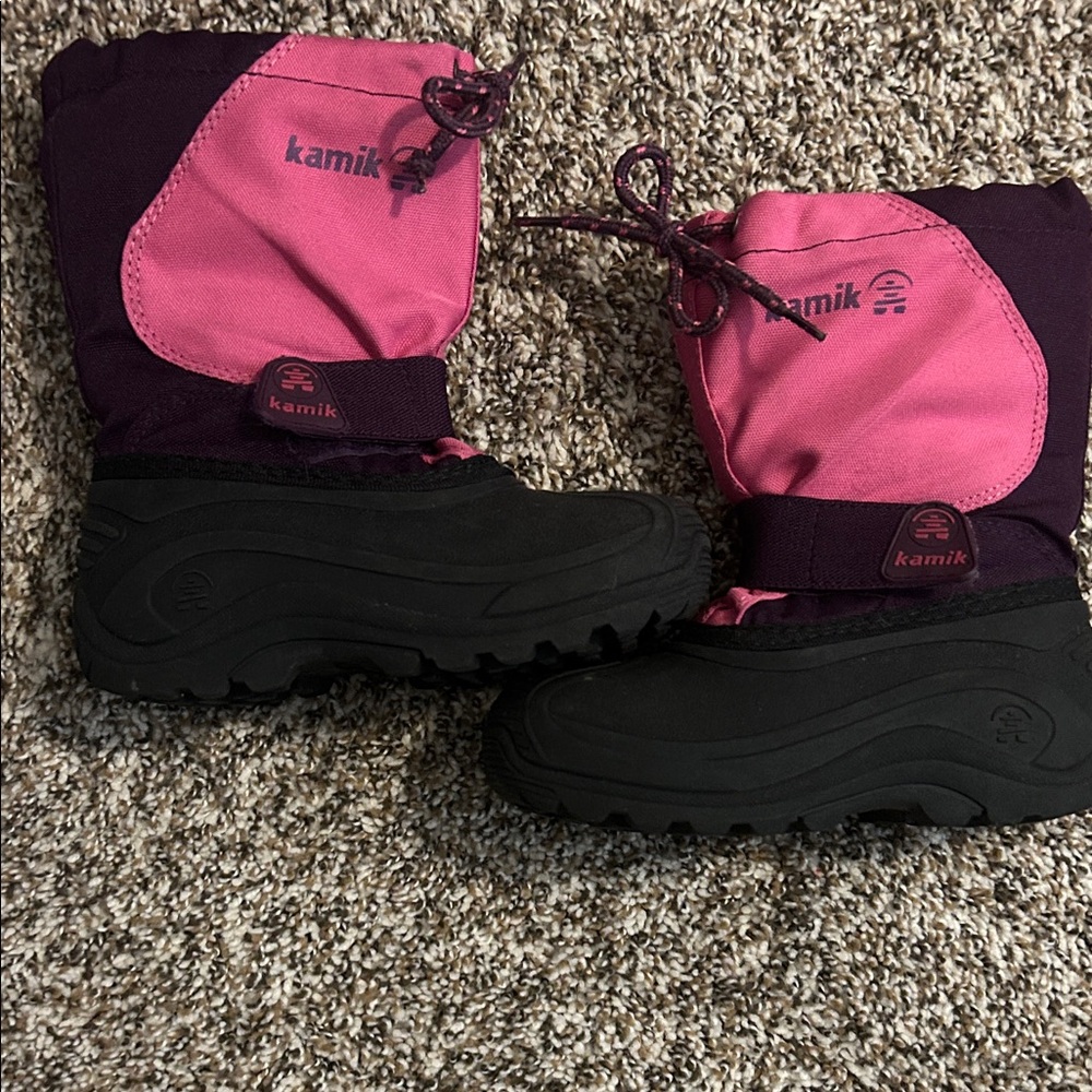 Kamik Fuchsia and Black Snow Boots
